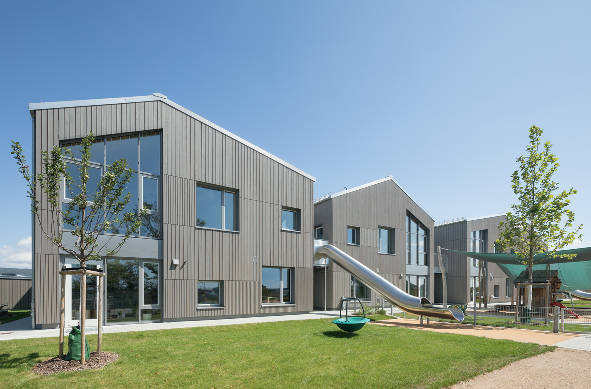 Kita Mikado Hirschaid verbundene Einzelhäuser