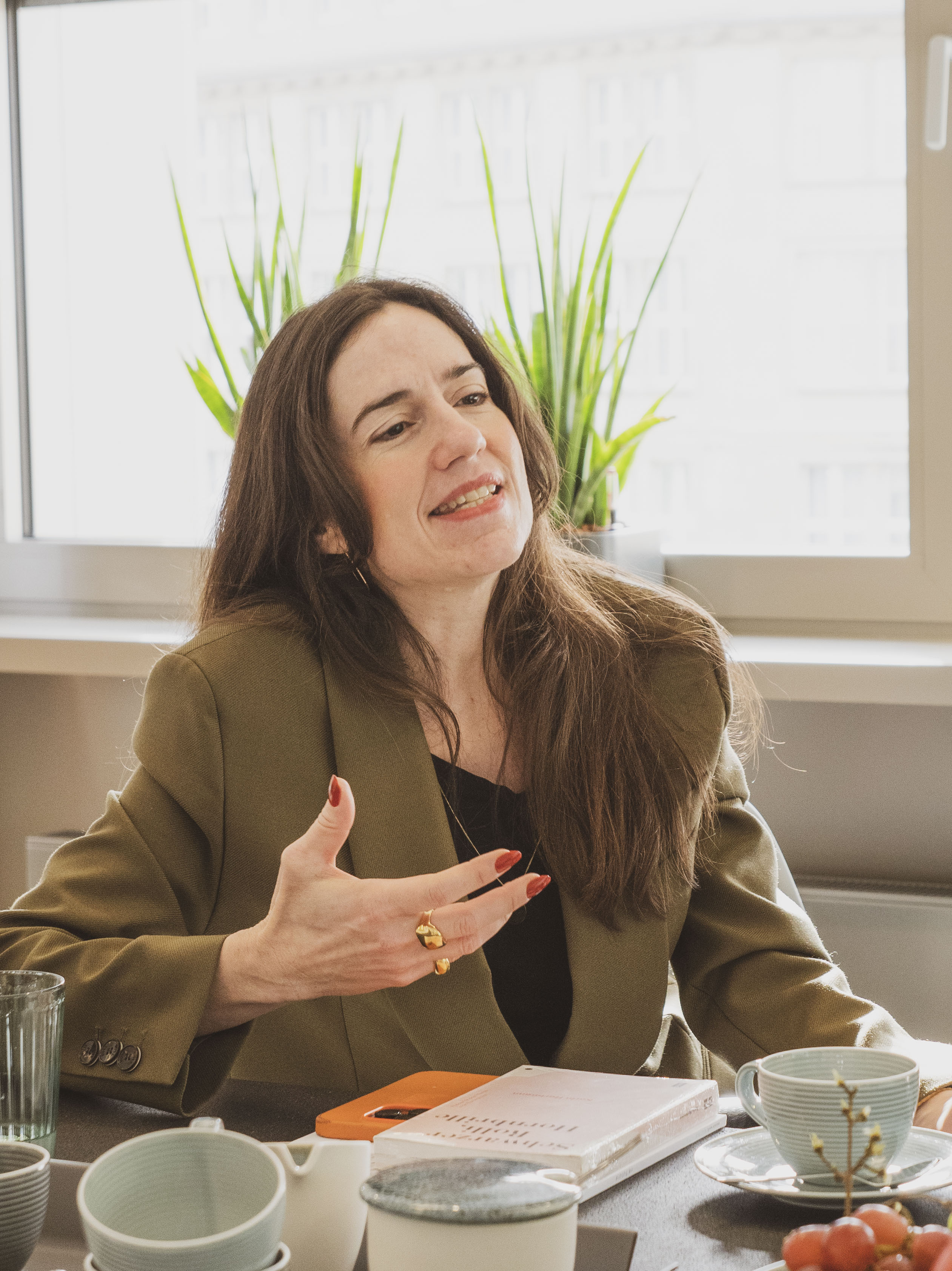 Prof. Fabienne Hoelzel