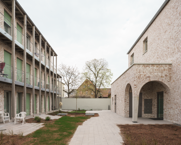 Verna Park Rüsselsheim - Hofansicht