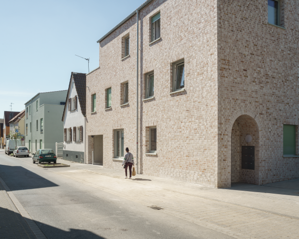 Verna Park - Wohnhauszugang
