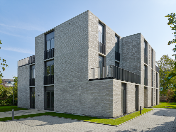 MFH Lortzingstraße Köln im Innenhof