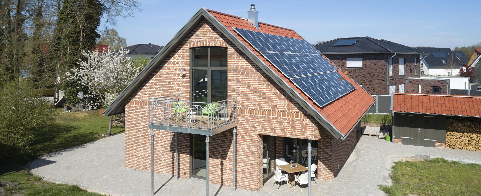 Einfamilienhaus in Lehmförde mit Balkon